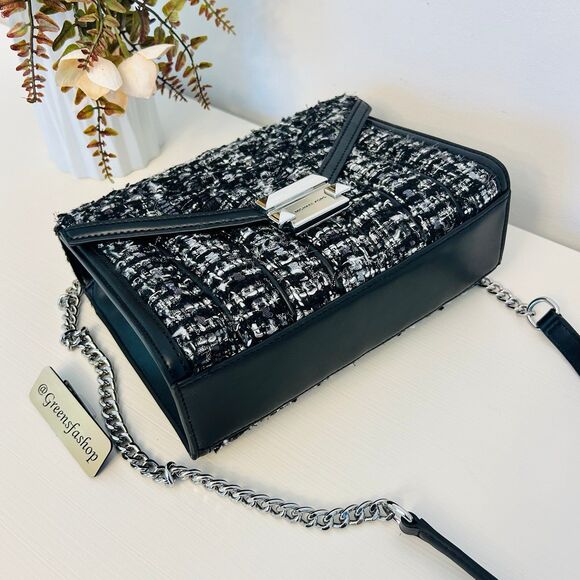 Michael Kors Whitney Medium Quilted Shoulder Bag Black - Picture 4 of 9